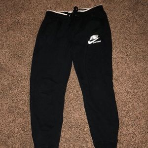 Nike sportsman sweatpants!